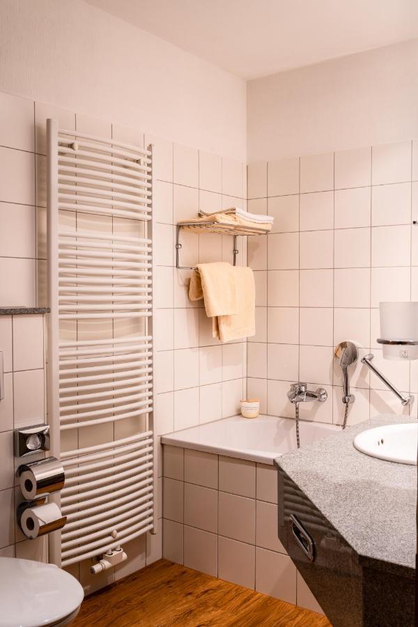 Hotel Blauer Engel Экстерьер фото